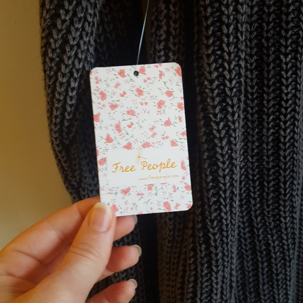 *New* Free People Shoulder Sweater - Picture 6 of 6